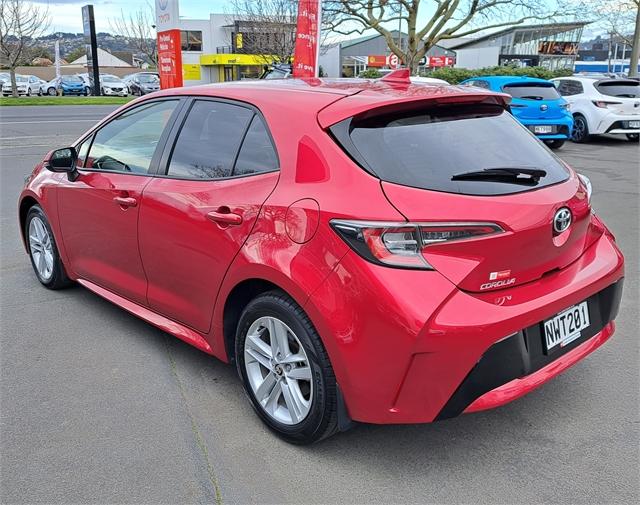 2021 Toyota Corolla GX Hatchback SIGNATURE CLASS 3 on handshake