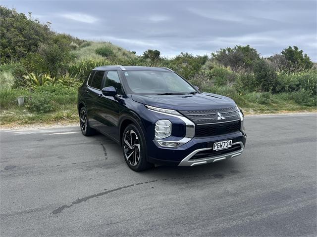 image-0, 2022 Mitsubishi Outlander XLS 2.5P 4WD at Dunedin