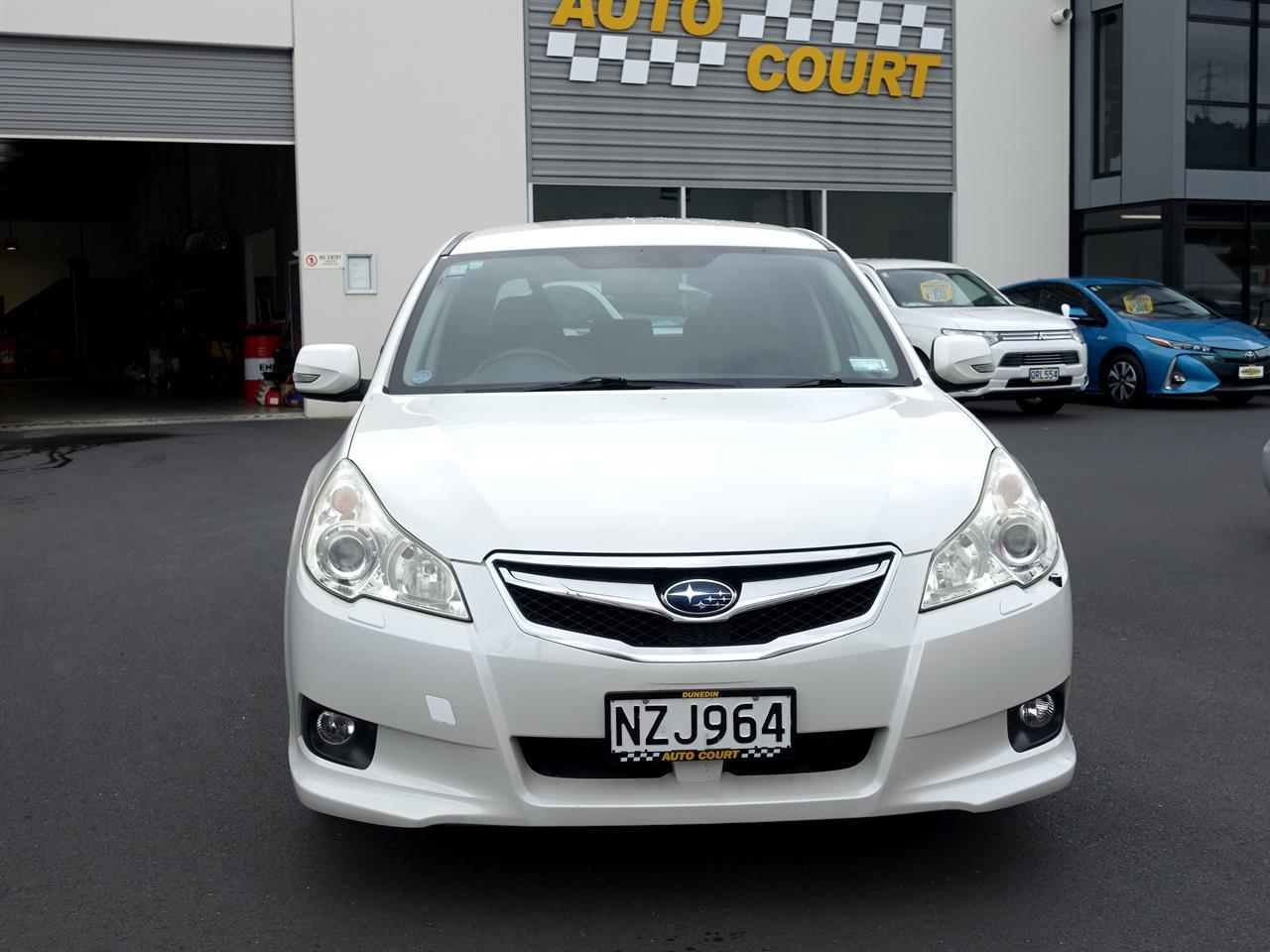 image-8, 2009 Subaru Legacy 2.5i AWD at Dunedin