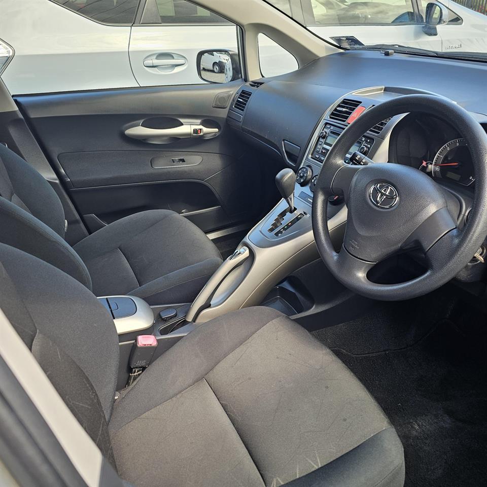 image-5, 2007 Toyota Corolla Auris at Waimakariri