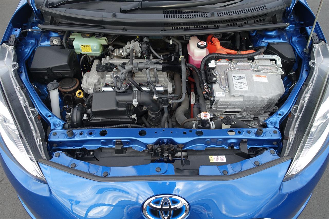 image-9, 2017 Toyota Aqua S Hybrid at Dunedin