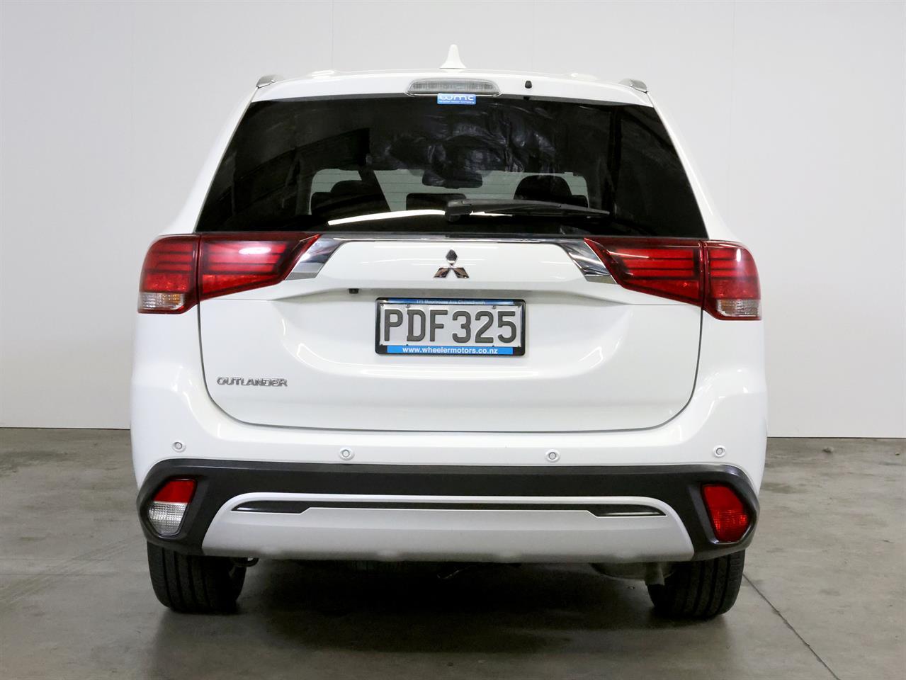 image-6, 2022 Mitsubishi Outlander LS 'NZ New' 7-Seater at Christchurch