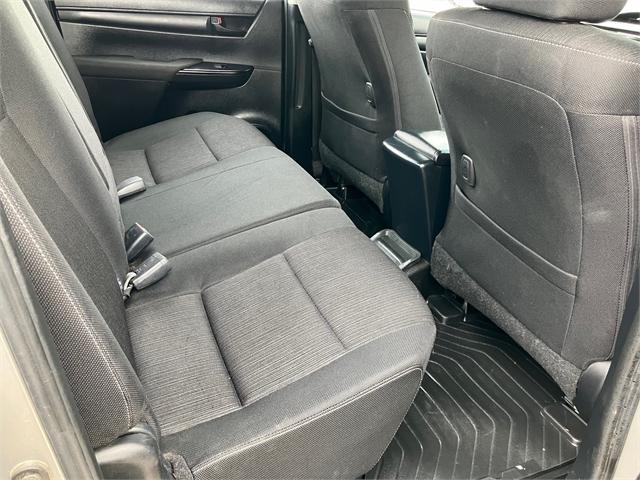 image-9, 2020 Toyota Hilux SR 2.8DT 6MT 4WD Flat Deck at Dunedin