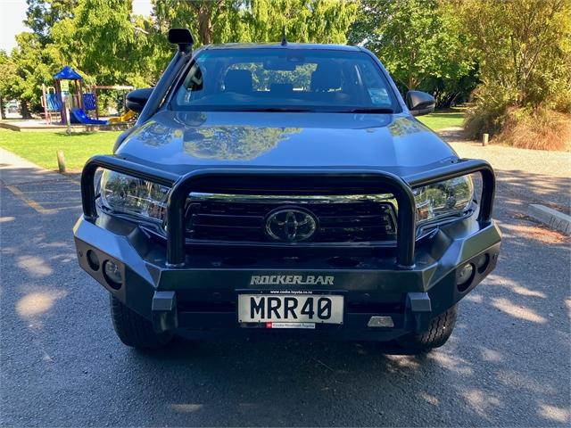 image-1, 2020 Toyota Hilux SR 2.8DT 6MT 4WD Flat Deck at Dunedin