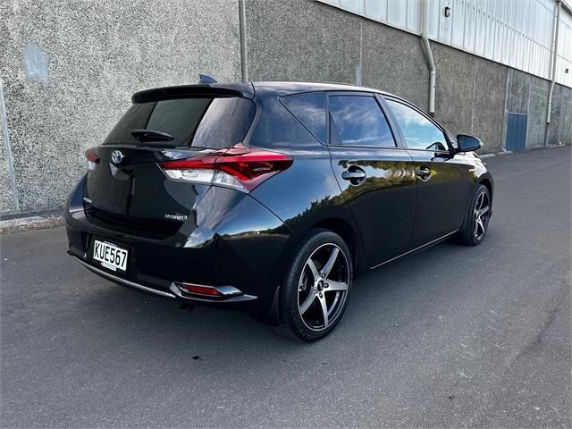 image-5, 2017 Toyota Corolla HYBRID FWD at Dunedin