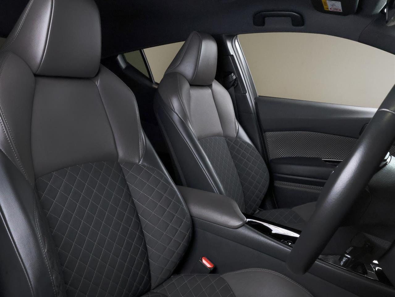 image-17, 2019 Toyota C-HR Hybrid G-Package at Christchurch