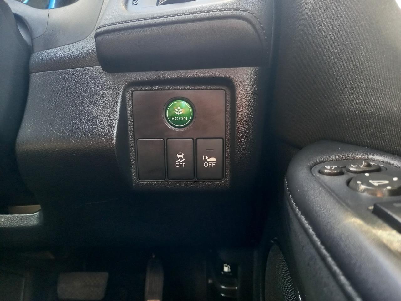 image-13, 2014 Honda Vezel HYBIRID X at Christchurch