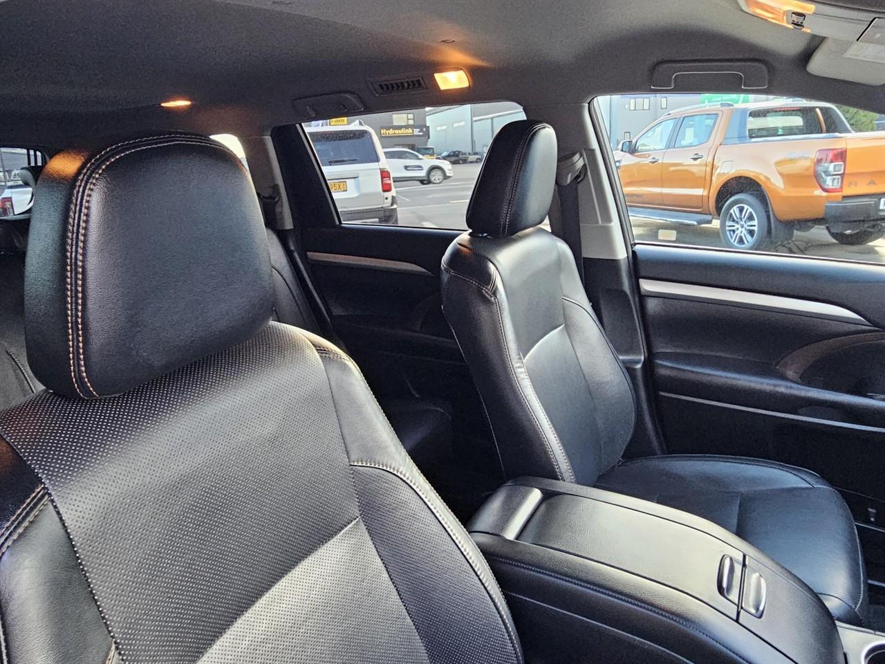 image-10, 2017 Toyota Highlander GXL 3.5P/4WD/8AT at Waimakariri