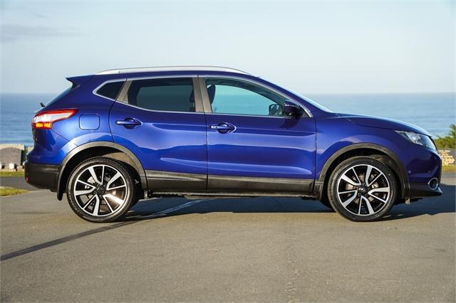 image-2, 2015 Nissan Qashqai Ti 2.0P/Cvt at Dunedin