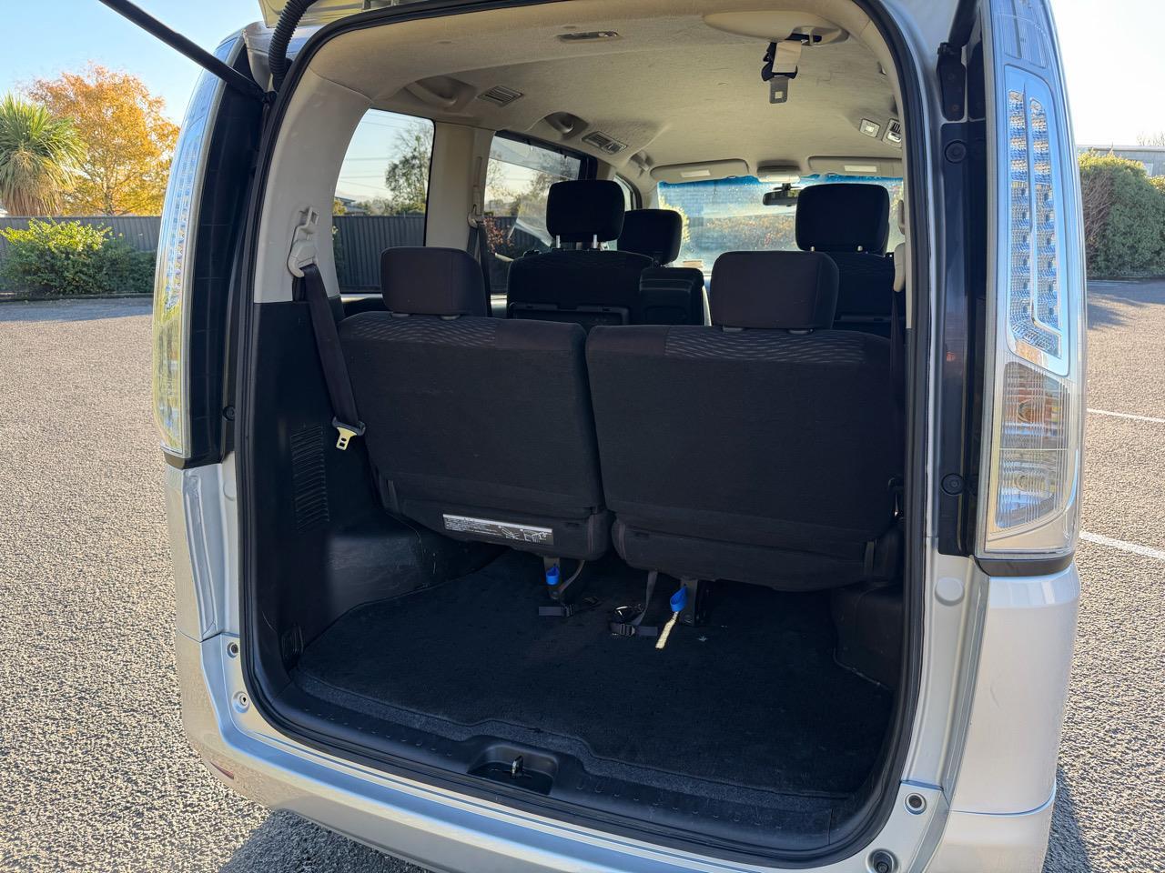 image-7, 2015 Nissan Serena HYBRID 5 DOOR 7 SEATER at Gore