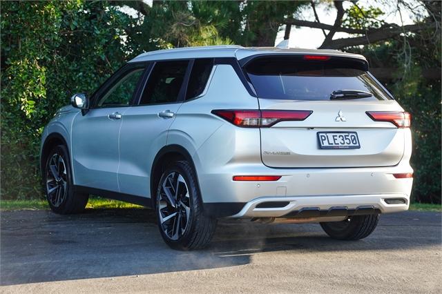 image-2, 2022 Mitsubishi Outlander XLS 2WD 2.5P 5Dr Wagon at Dunedin