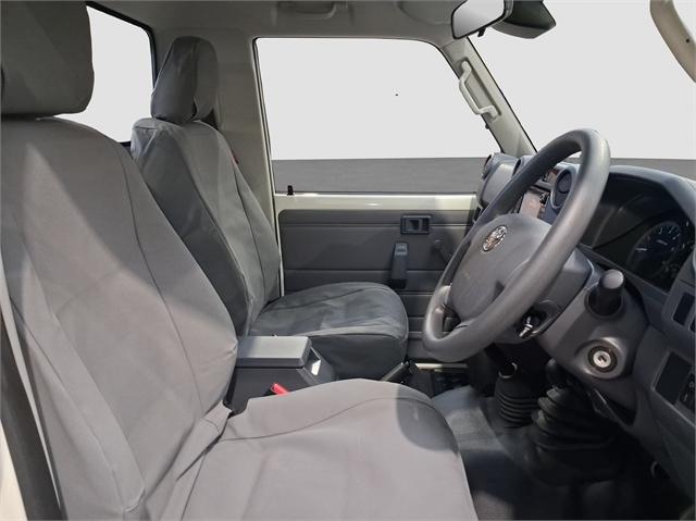 image-11, 2025 Toyota Land Cruiser 70 LT 4.5DT 5MT 4WD V8 at Dunedin