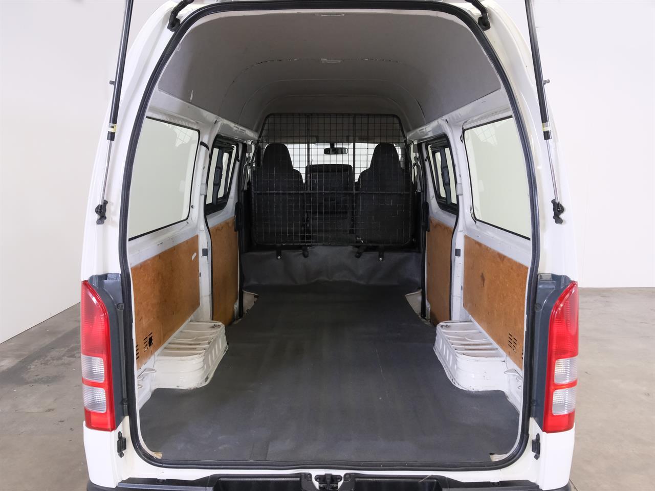 image-19, 2014 Toyota Hiace Highroof 5-Door at Christchurch