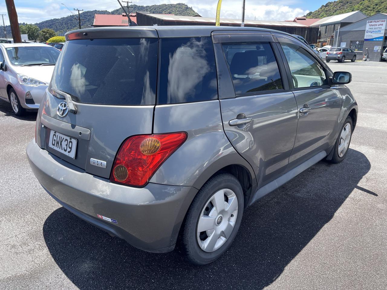 image-4, 2004 Toyota ist at Greymouth