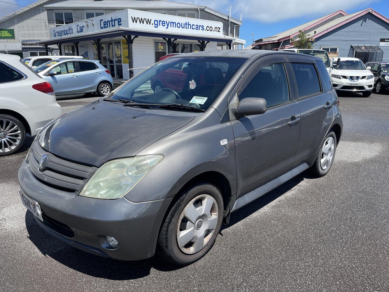 image-0, 2004 Toyota ist at Greymouth