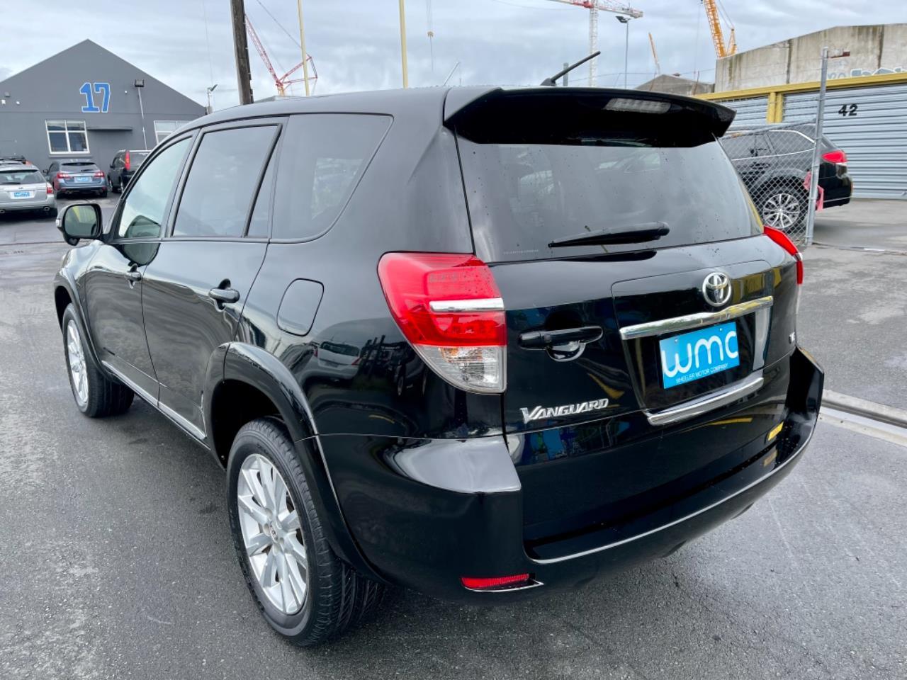 2010 Toyota VANGUARD 350S 4WD 7 Seater Facelift on handshake