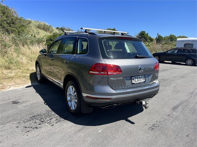 image-4, 2015 Volkswagen Touareg TDi 150KW 3.0D at Dunedin