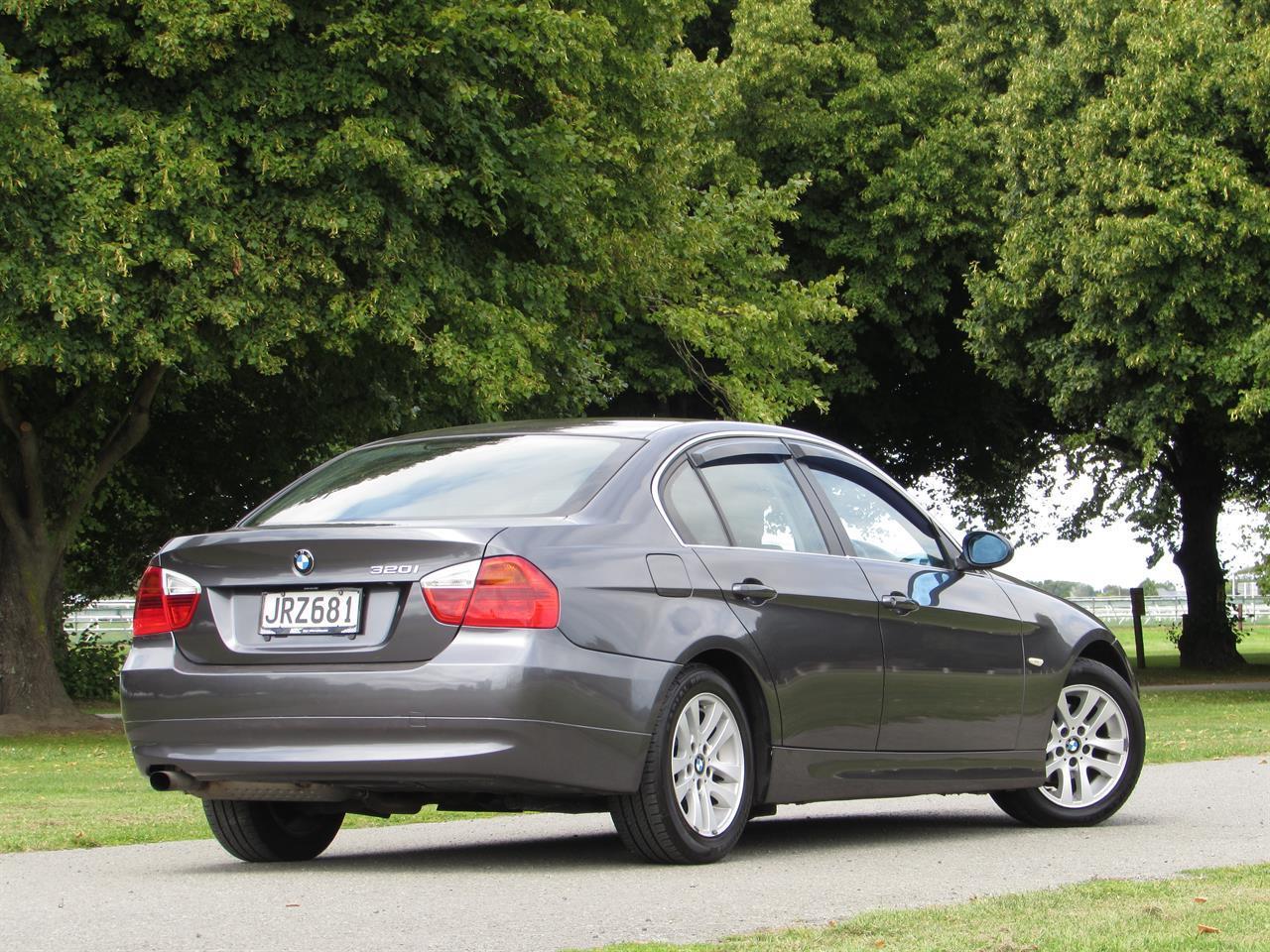 image-5, 2006 BMW 320I at Christchurch