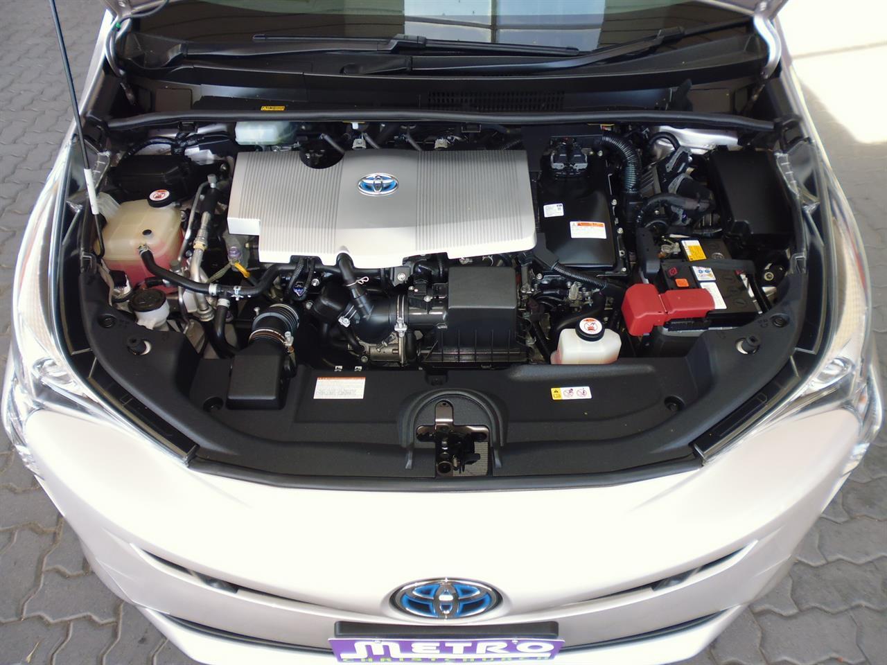 image-13, 2017 Toyota Prius S Hybrid at Christchurch