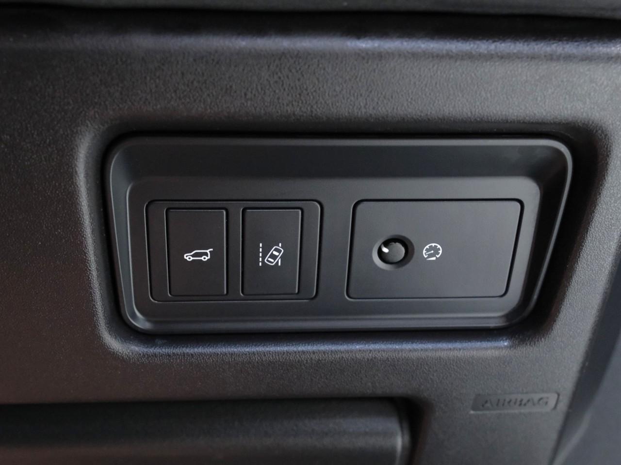 image-13, 2017 LandRover Discovery Sport HSE 2.0lt 4WD 7-Sea at Christchurch