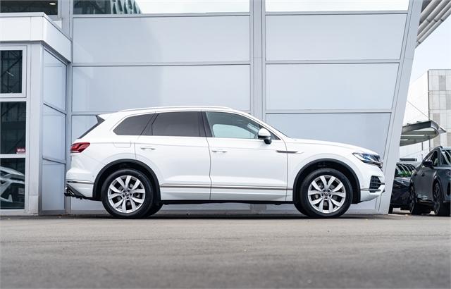 image-1, 2021 Volkswagen Touareg V6 170Kw Turbo Diesel 4WD at Christchurch