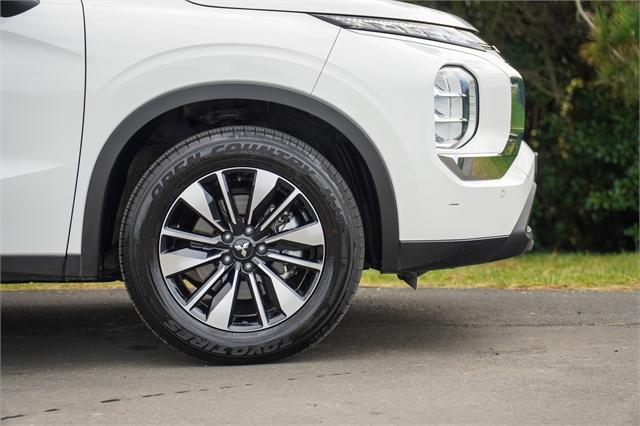 image-4, 2025 Mitsubishi Outlander LS 2.5 2WD auto at Dunedin