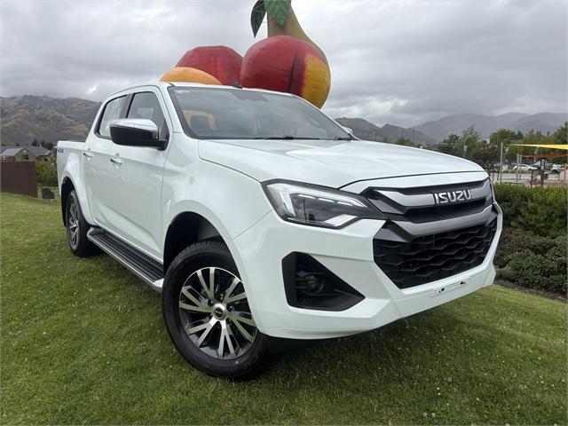 image-0, 2026 Isuzu D-Max LS Auto 4x4 DC at Central Otago