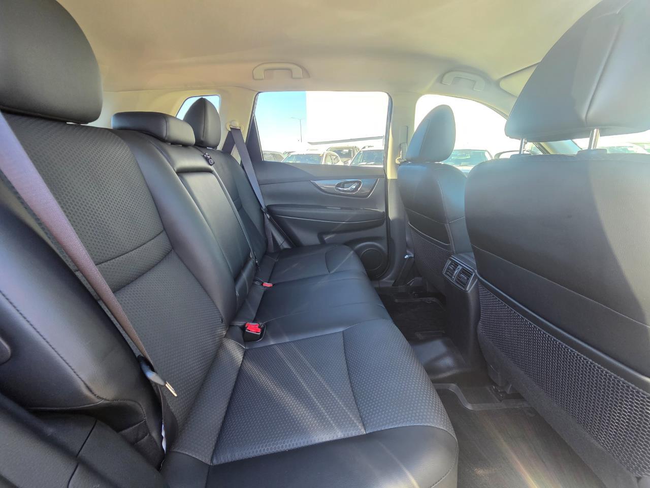 image-16, 2016 Nissan X-TRAIL 20X Emargency brake pkg at Christchurch