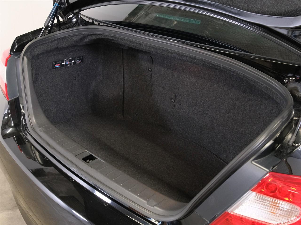 image-19, 2012 Nissan FUGA Hybrid 3.5lt 'VIP Package' at Christchurch