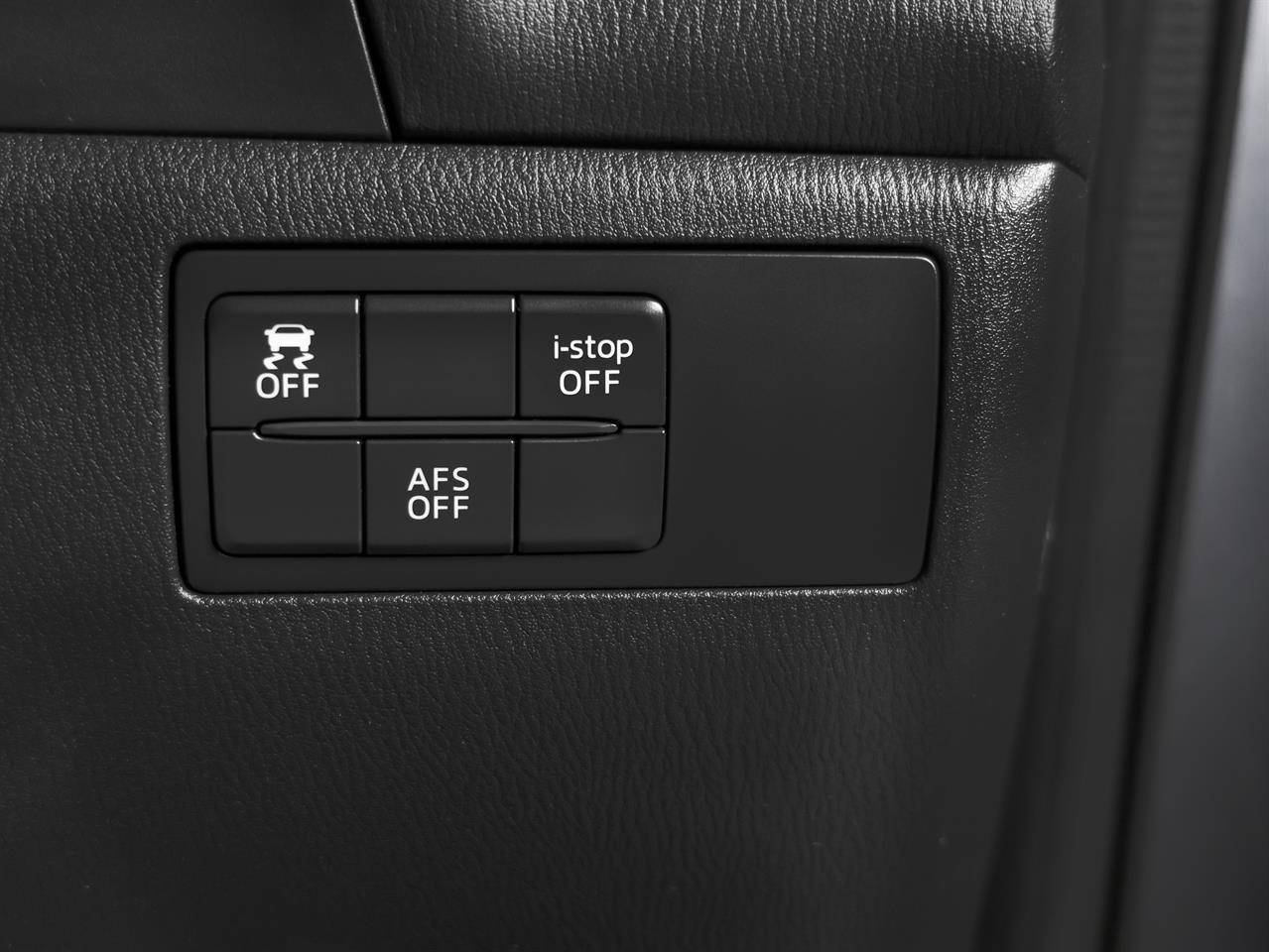 image-14, 2014 Mazda Axela 20S Sportshatch 6-Speed Manual at Christchurch