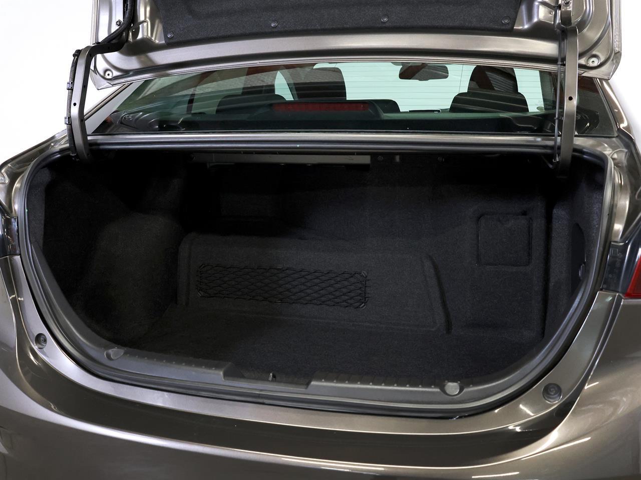 image-19, 2013 Mazda Axela Hybrid S-Package at Christchurch