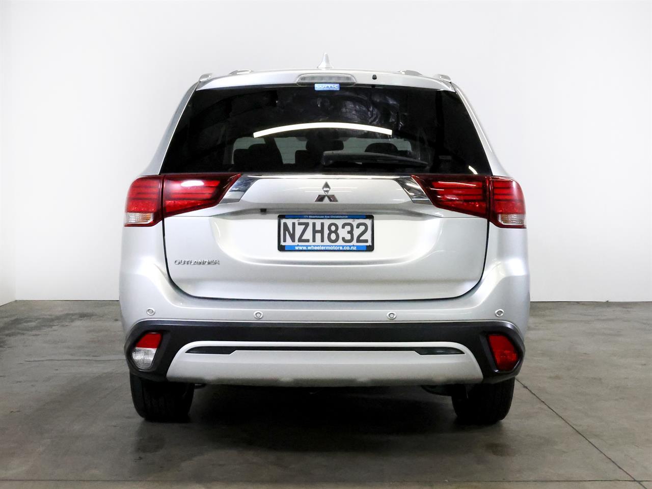 image-6, 2022 Mitsubishi Outlander LS 'NZ New' 7-Seater at Christchurch