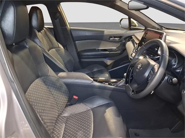 image-13, 2020 Toyota C-HR Limited 1.8P HV at Dunedin
