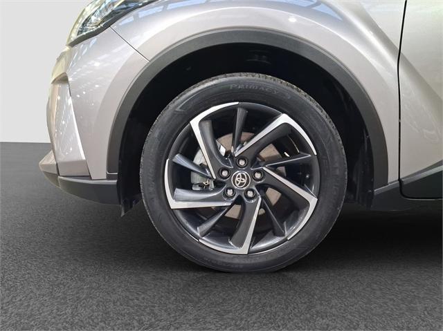 image-9, 2020 Toyota C-HR Limited 1.8P HV at Dunedin