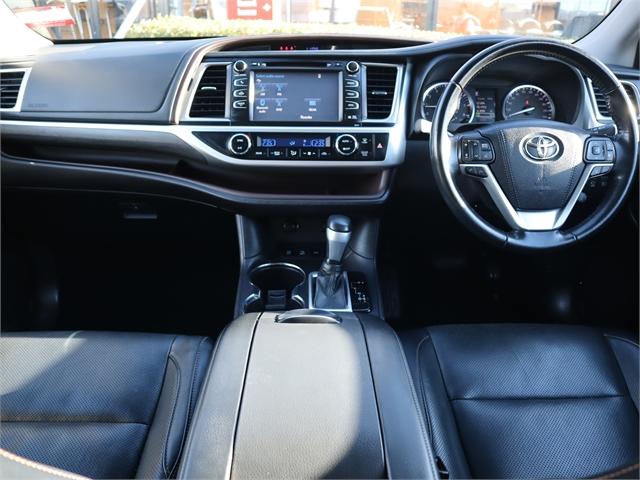 image-10, 2018 Toyota Highlander GXL 3.5L V6 AWD, Leather, A at Christchurch