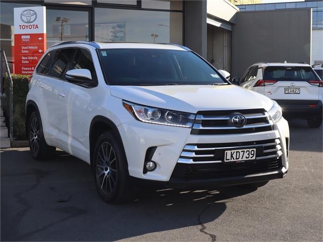 image-0, 2018 Toyota Highlander GXL 3.5L V6 AWD, Leather, A at Christchurch