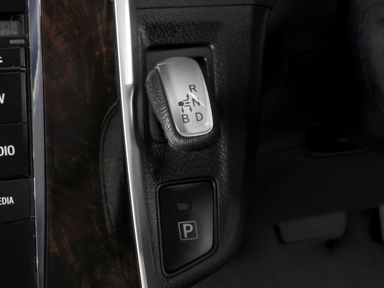 image-12, 2014 Toyota SAI 2.4lt Hybrid G-Package at Christchurch