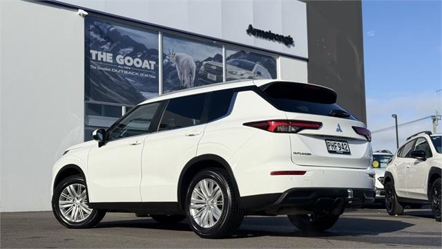 image-1, 2022 Mitsubishi Outlander NZ NEW | LS 2.5P 4WD at Christchurch
