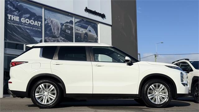 image-5, 2022 Mitsubishi Outlander NZ NEW | LS 2.5P 4WD at Christchurch