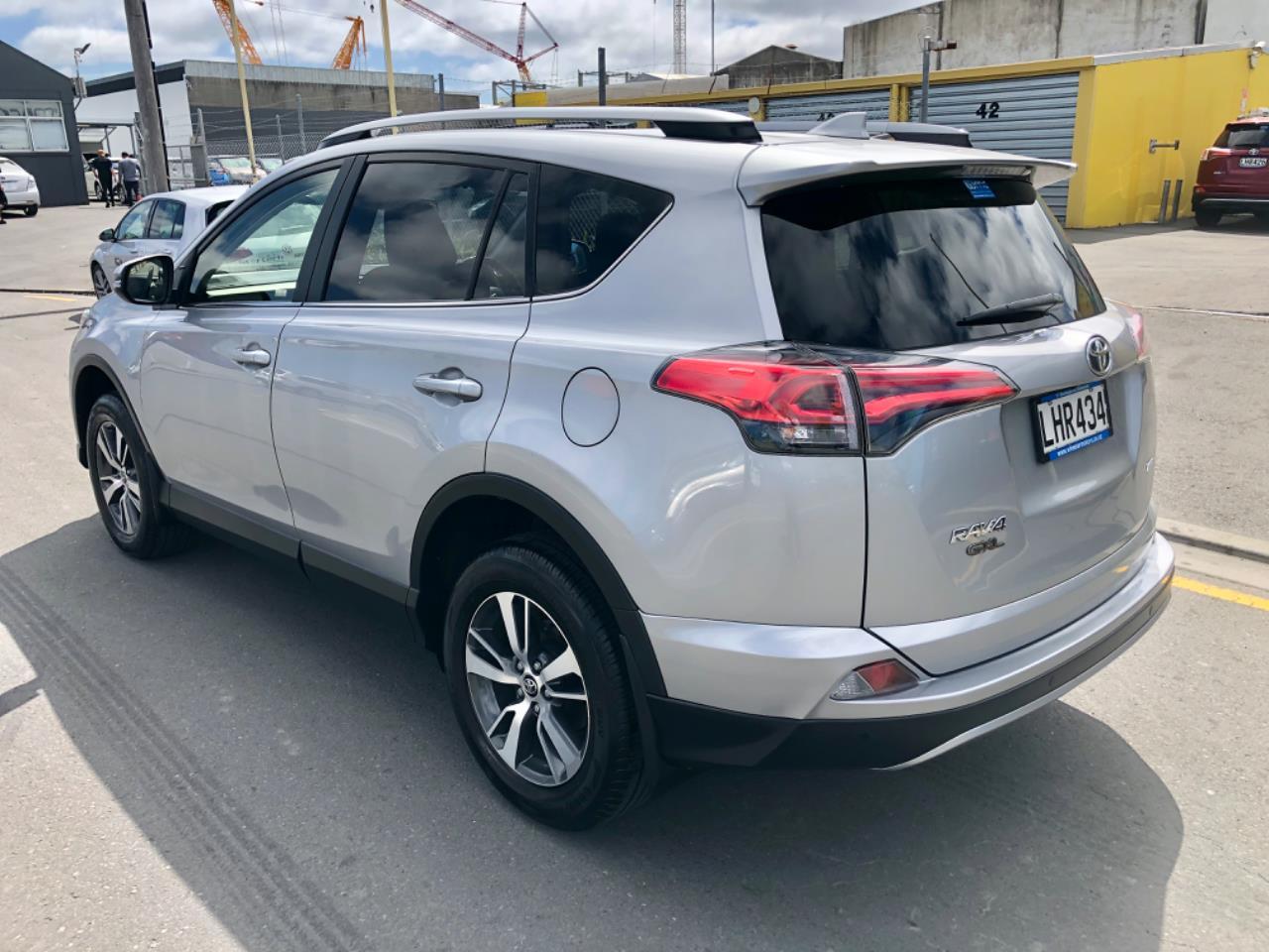 Glk или rav4