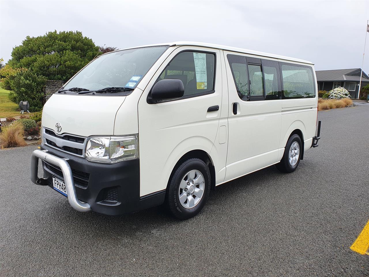 Toyota hiace 2010