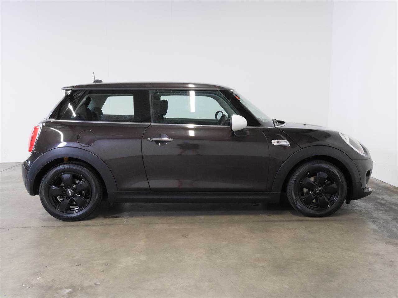 image-9, 2014 Mini One 1.2lt Turbo Hatch at Christchurch