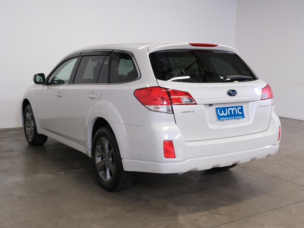 image-5, 2014 Subaru Outback 2.5I 4WD Eyesight B-Sport 'Fac at Christchurch