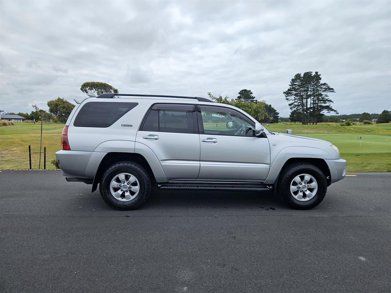 image-6, 2004 Toyota Hilux SURF SSR-X 4WD at Christchurch