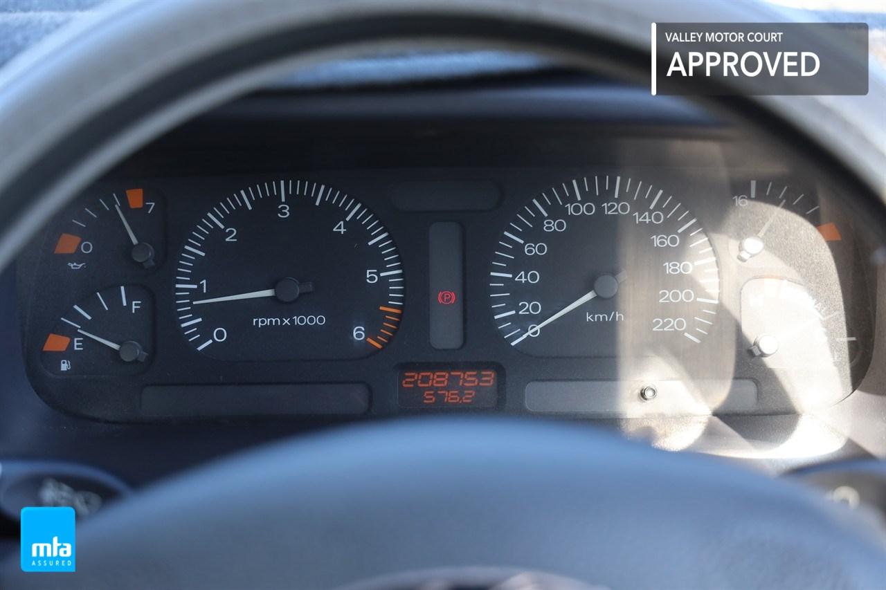 image-13, 1995 Ford Fairmont 4.0 SVO Pegasus at Dunedin