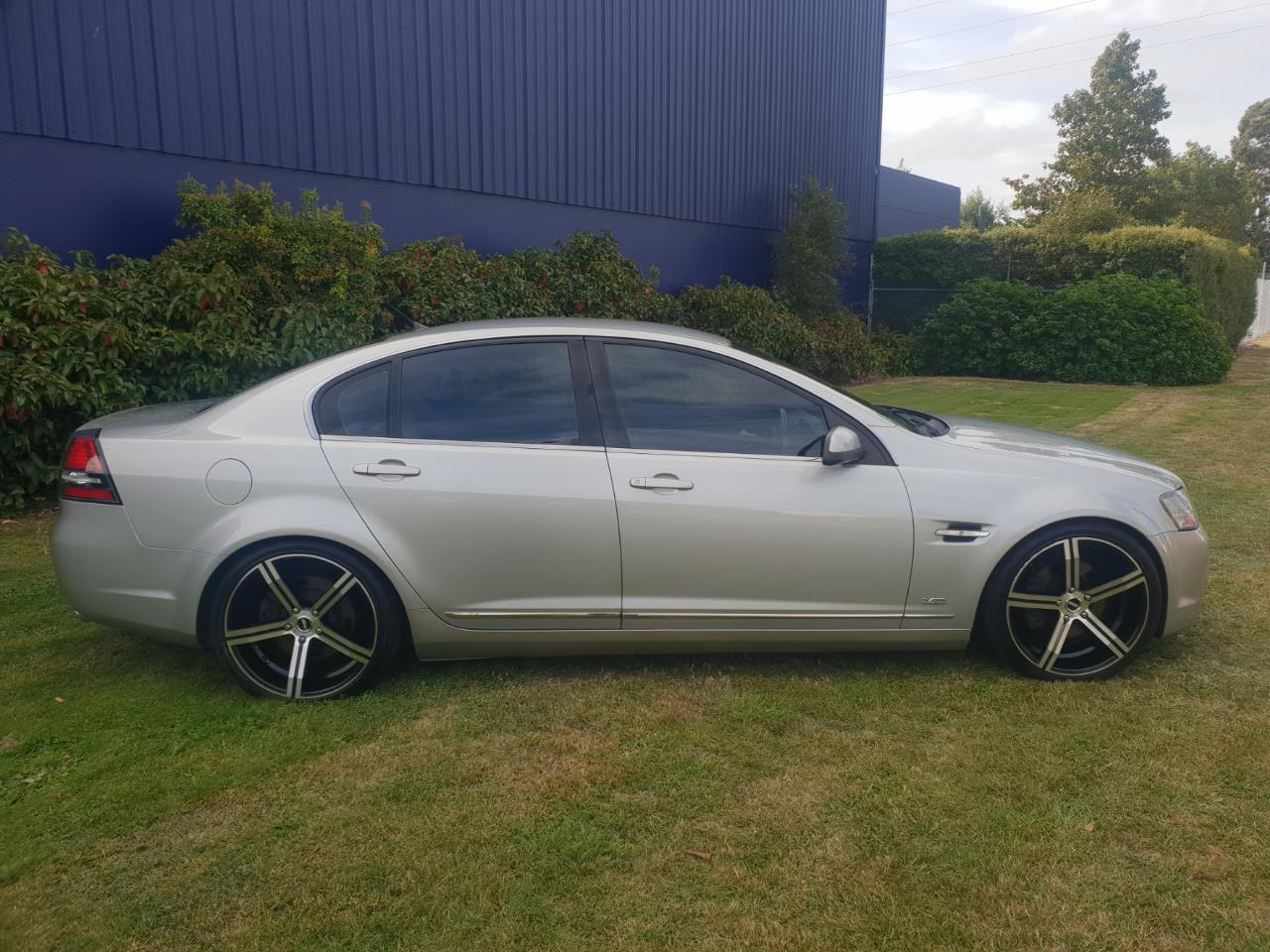 image-7, 2007 Holden COMMODORE CALAIS-V SEDAN V8 AT at Christchurch