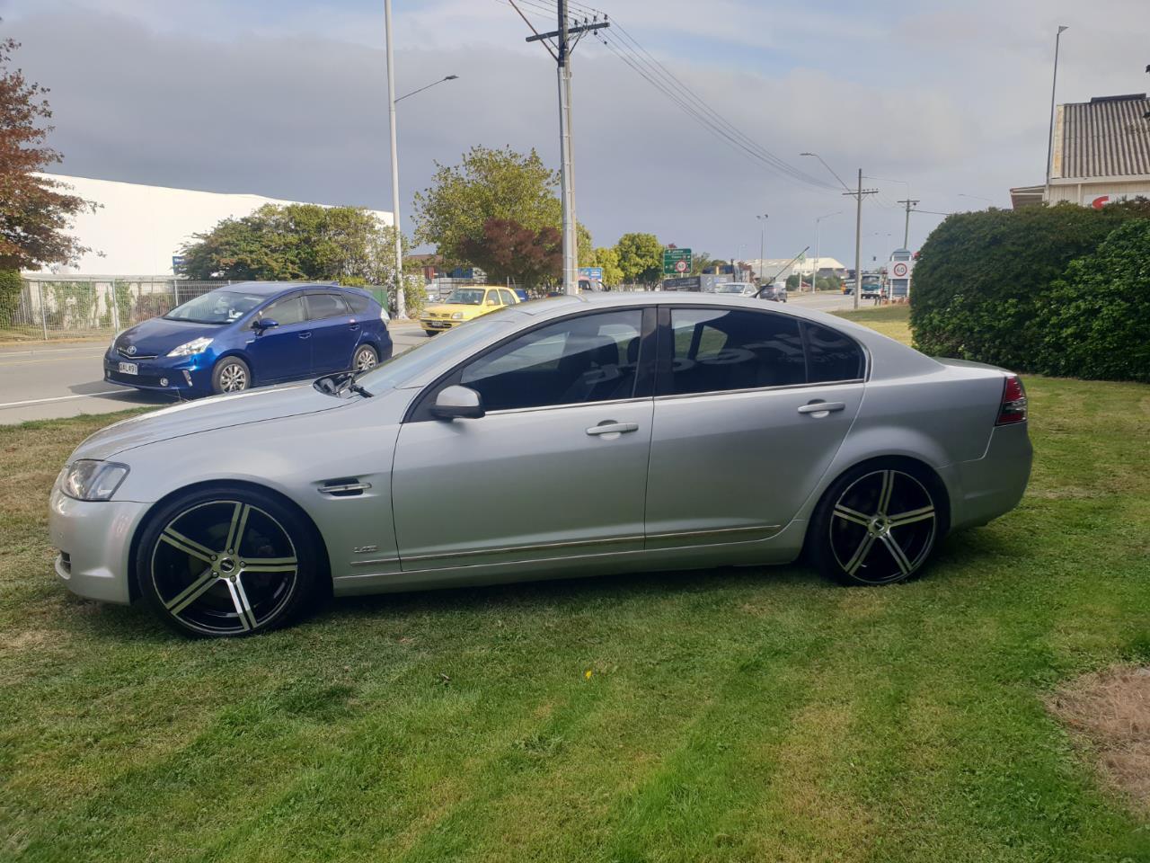 image-8, 2007 Holden COMMODORE CALAIS-V SEDAN V8 AT at Christchurch