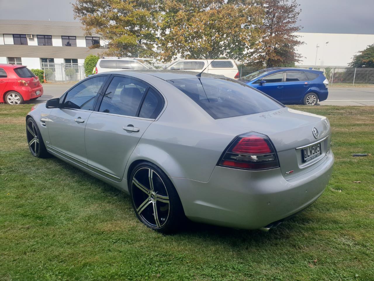 image-12, 2007 Holden COMMODORE CALAIS-V SEDAN V8 AT at Christchurch