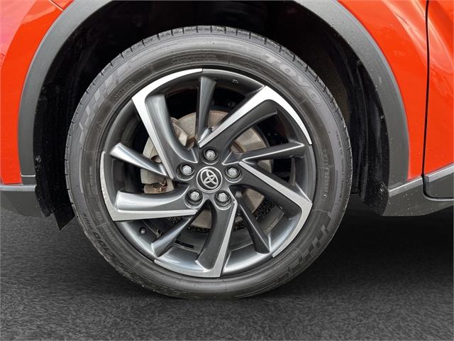 image-9, 2019 Toyota C-HR Limited 1.8P HV at Dunedin