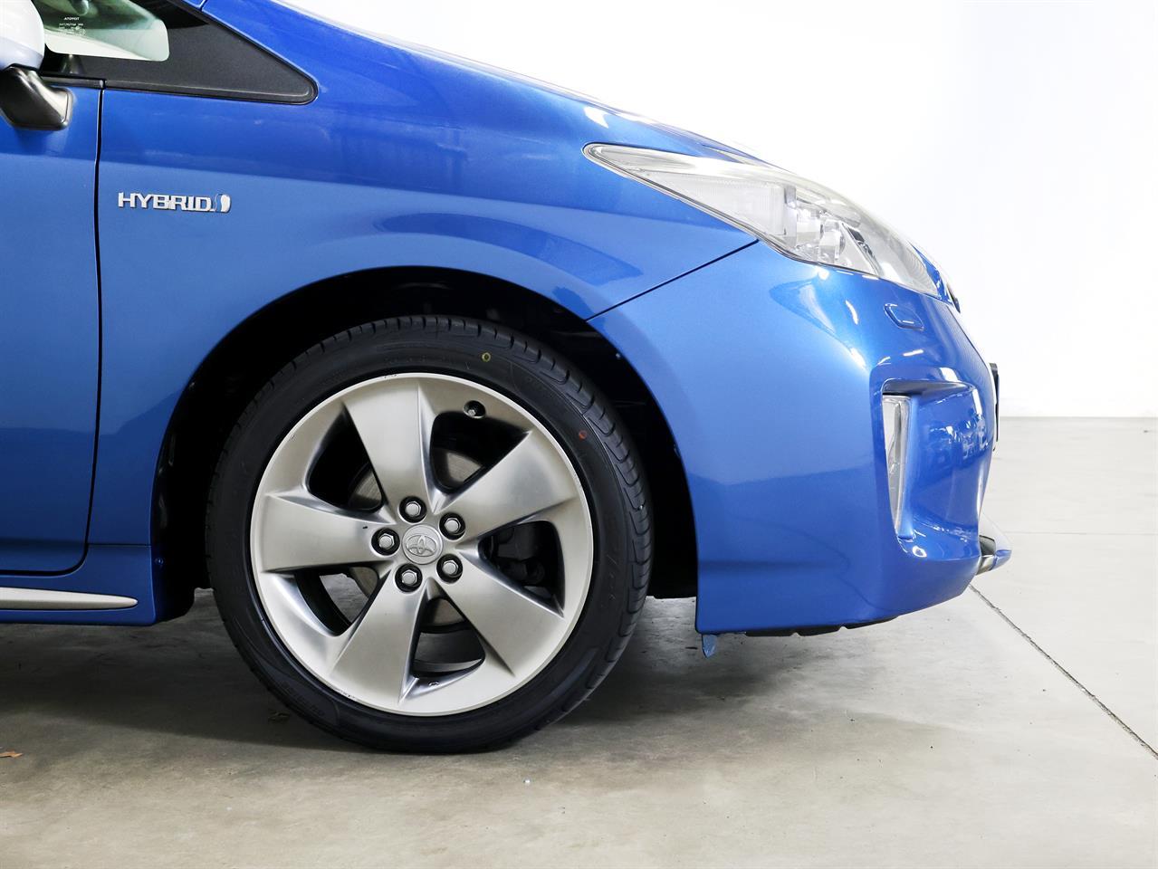 image-8, 2014 Toyota PRIUS 1.8lt Hybrid S-Touring 'My KO-TE at Christchurch